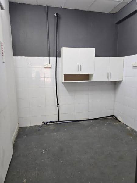 Kedai untuk Dijual di Bukit Rahman Putra (Sungai Buloh) - Vicky Tay - Interior - PropertyGuru.com.my