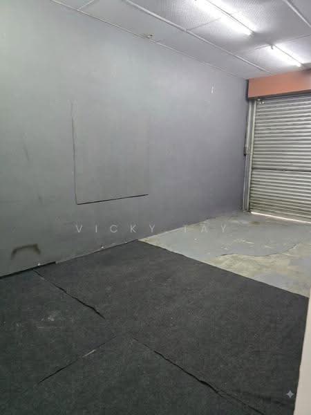 Kedai untuk Dijual di Bukit Rahman Putra (Sungai Buloh) - Vicky Tay - Interior - PropertyGuru.com.my