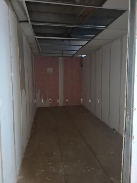 Kedai untuk Dijual di Bukit Rahman Putra (Sungai Buloh) - Vicky Tay - Interior - PropertyGuru.com.my