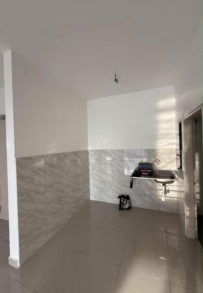Kediaman Servis untuk Dijual di The Harmony - Athena Saw - Kitchen - PropertyGuru.com.my