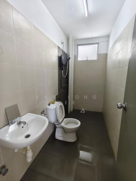 Condominium for Rent at Meru Heights Residences @ Scientex Meru - Kar Long Lee - Bathroom - PropertyGuru.com.my