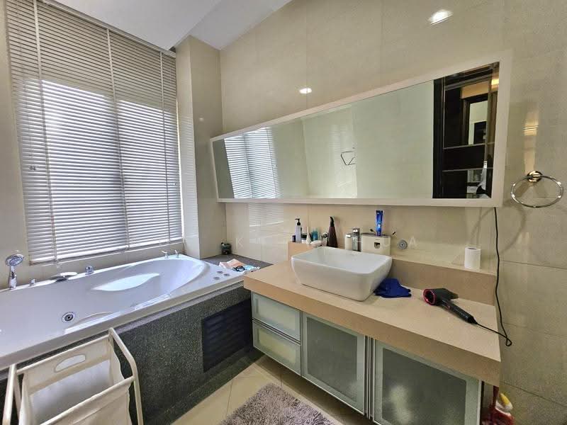 Bungalow House for Sale in Templer Park (Rawang) - Goh Kien Hua - Bathroom - PropertyGuru.com.my