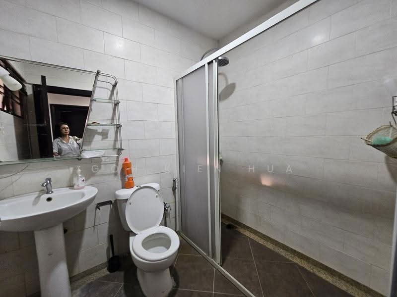 Bungalow House for Sale in Templer Park (Rawang) - Goh Kien Hua - Bathroom - PropertyGuru.com.my