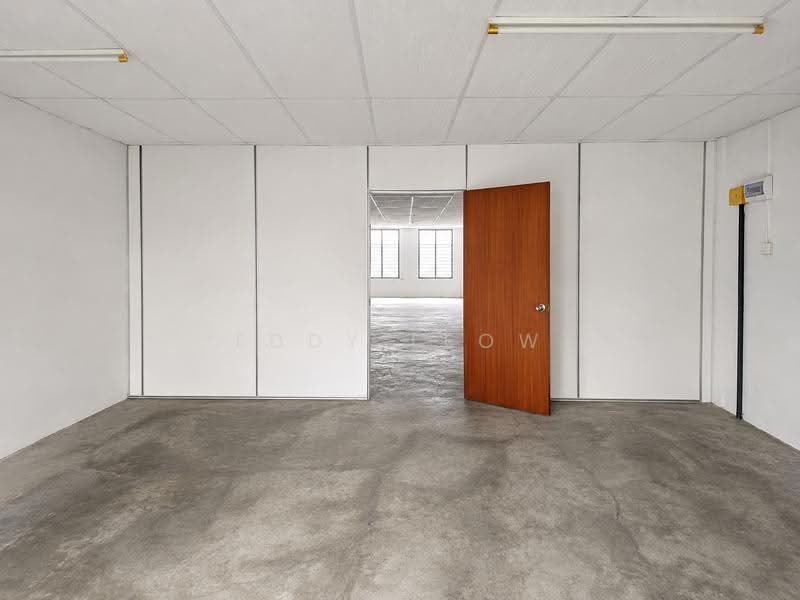 Kedai / Pejabat untuk Disewa di Taman Limbongan Indah (Klebang) - Eddy Leow - Interior - PropertyGuru.com.my