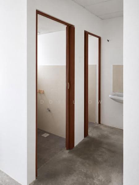 Kedai / Pejabat untuk Disewa di Taman Limbongan Indah (Klebang) - Eddy Leow - Bathroom - PropertyGuru.com.my