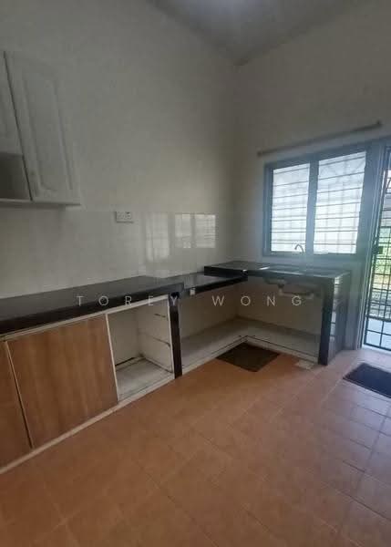 2-storey Terraced House for Sale in Bandar Tasik Puteri (Rawang) - Torey Wong - Kitchen - PropertyGuru.com.my