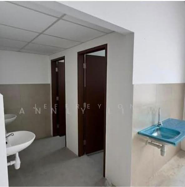 Kedai untuk Disewa di Austin Crest (Johor Bahru) - Jeffrey Ong - Bathroom - PropertyGuru.com.my