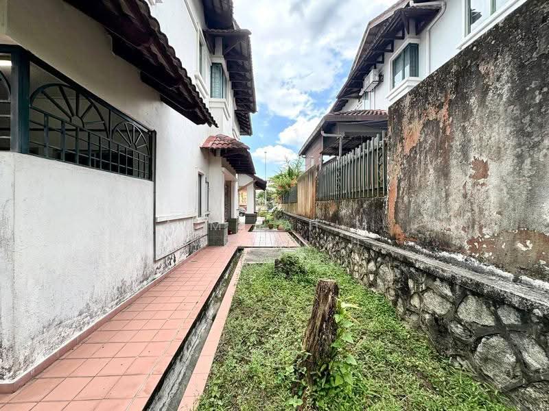 Semi-Detached House for Sale in Ampang (Selangor) - AimiRahim Hartanah - Exterior - PropertyGuru.com.my