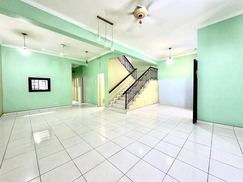 2-storey Terraced House for Sale in Bandar Tun Hussein Onn (Cheras) - Ammeer Nadzrai - Living Room - PropertyGuru.com.my
