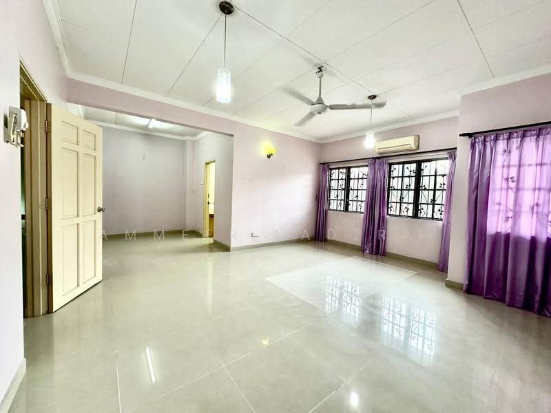2-storey Terraced House for Sale in Bandar Tun Hussein Onn (Cheras) - Ammeer Nadzrai - Living Room - PropertyGuru.com.my