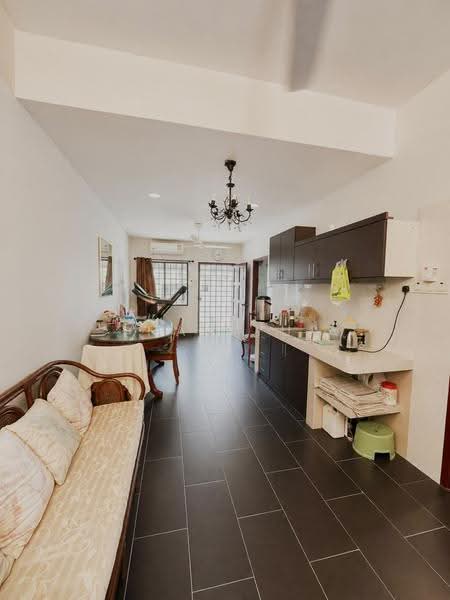 Rumah Teres 2-Tingkat untuk Dijual di Usj 11 (Subang Jaya) - Han Yu - Living Room - PropertyGuru.com.my