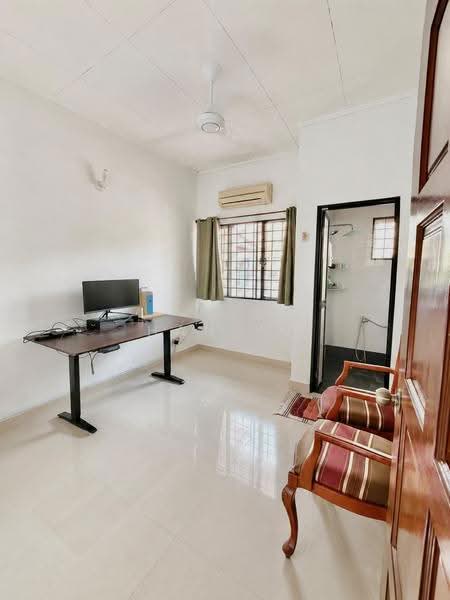 Rumah Teres 2-Tingkat untuk Dijual di Usj 11 (Subang Jaya) - Han Yu - Study - PropertyGuru.com.my