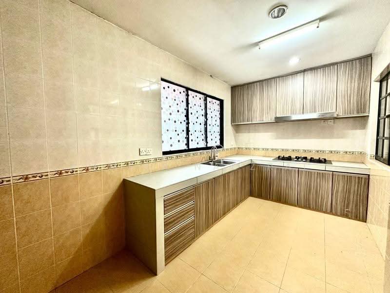 2-storey Terraced House for Sale in Bandar Tun Hussein Onn (Cheras) - Ammeer Nadzrai - Kitchen - PropertyGuru.com.my