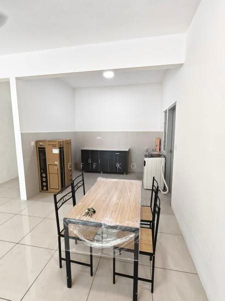 Service Residence for Rent at Palm Garden - Jeff Koay - Dining Room - PropertyGuru.com.my