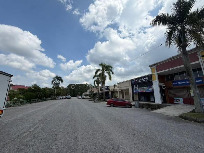 Shop for Sale in Seremban 2 (Negeri Sembilan) - Chong Ming Ming - Exterior - PropertyGuru.com.my