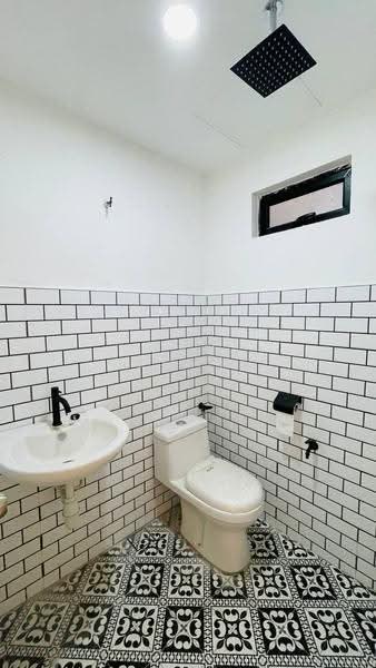Rumah Teres 2-Tingkat untuk Dijual di Seri Kembangan (Selangor) - Azrul Ismail - Bathroom - PropertyGuru.com.my