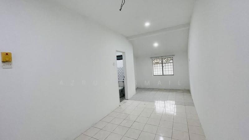 Rumah Teres 2-Tingkat untuk Dijual di Seri Kembangan (Selangor) - Azrul Ismail - Interior - PropertyGuru.com.my