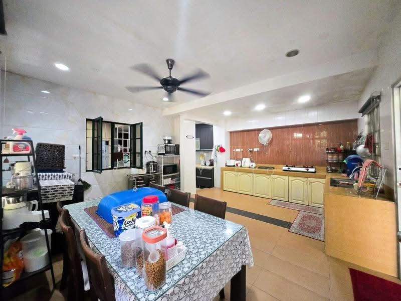 Semi-Detached House for Sale in Ampang Jaya (Ampang) - Zul Syafiq - Kitchen - PropertyGuru.com.my
