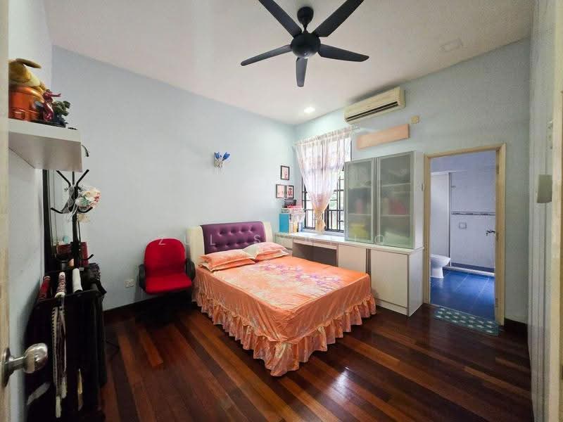 Semi-Detached House for Sale in Ampang Jaya (Ampang) - Zul Syafiq - Bedroom - PropertyGuru.com.my