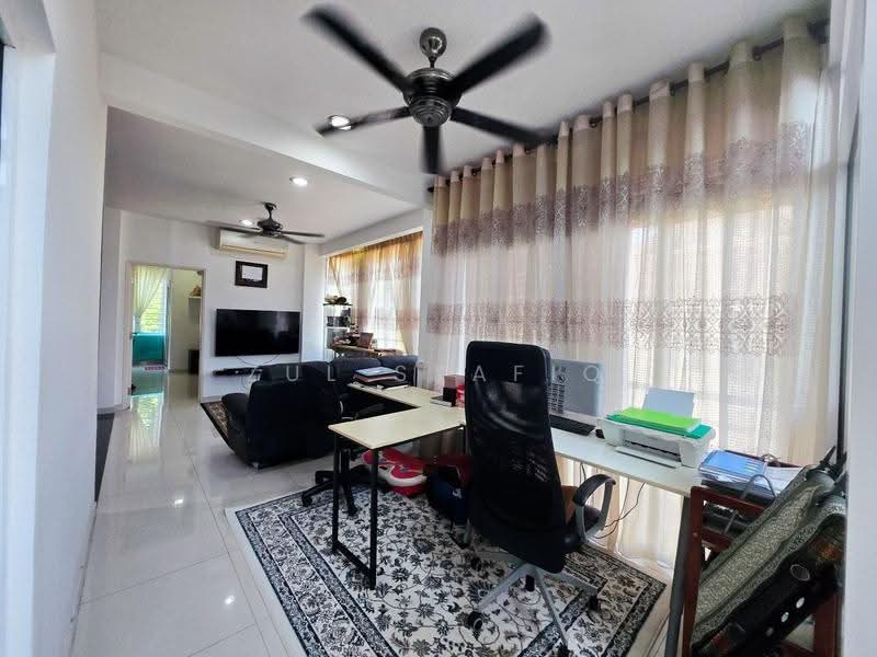 Semi-Detached House for Sale in Ampang Jaya (Ampang) - Zul Syafiq - Living Room - PropertyGuru.com.my