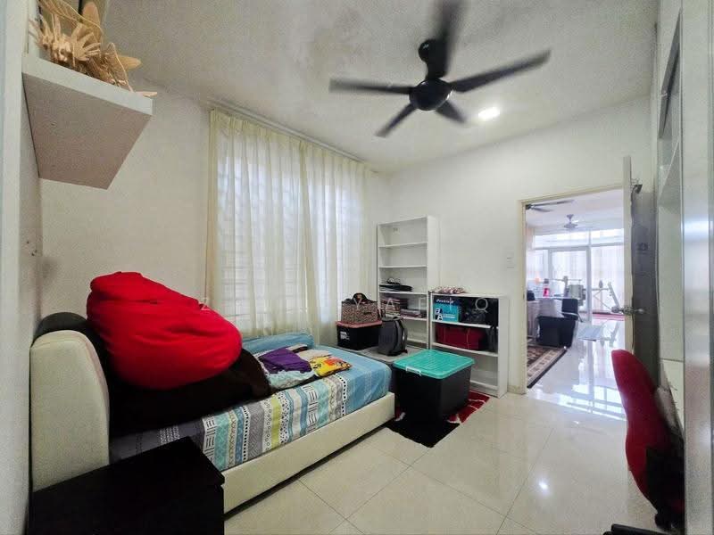Semi-Detached House for Sale in Ampang Jaya (Ampang) - Zul Syafiq - Bedroom - PropertyGuru.com.my