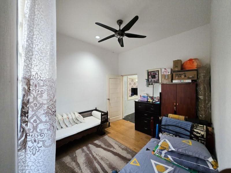 Semi-Detached House for Sale in Ampang Jaya (Ampang) - Zul Syafiq - Bedroom - PropertyGuru.com.my