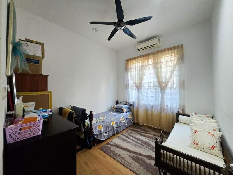 Semi-Detached House for Sale in Ampang Jaya (Ampang) - Zul Syafiq - Bedroom - PropertyGuru.com.my