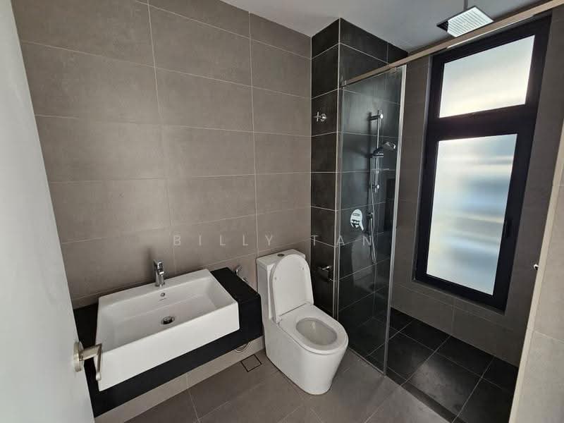 Kediaman Servis untuk Dijual di Sunway Belfield - Billy Tan - Bathroom - PropertyGuru.com.my