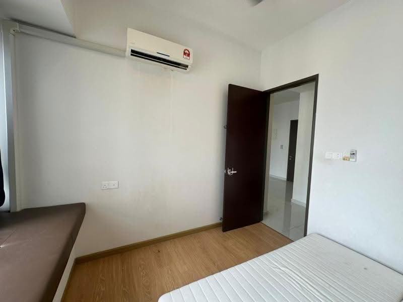 Condominium for Rent at Lovell @ Country Garden Danga Bay - Mr Lu - PropertyGuru.com.my
