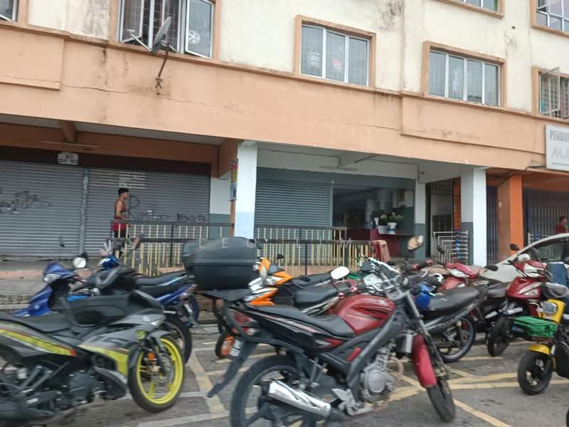 Kedai untuk Disewa di Balakong (Selangor) - Leo Lim - Exterior - PropertyGuru.com.my