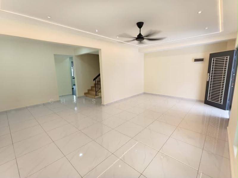 Rumah Teres 2-Tingkat untuk Dijual di Bandar Selesa Jaya (Skudai) - Christina Ang - Living Room - PropertyGuru.com.my