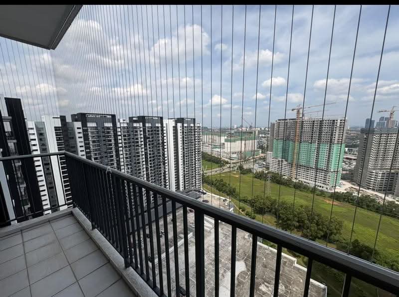 Kediaman Servis untuk Disewa di Huni @ Eco Ardence - Andrew Ang - Balcony - PropertyGuru.com.my