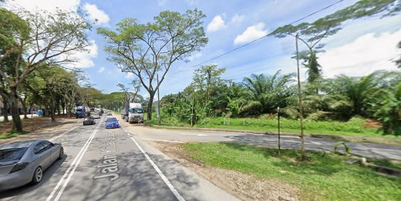 Agricultural Land for Sale in Kawasan Perusahaan Sri Sengkang (Kulai) - K S Ong - PropertyGuru.com.my