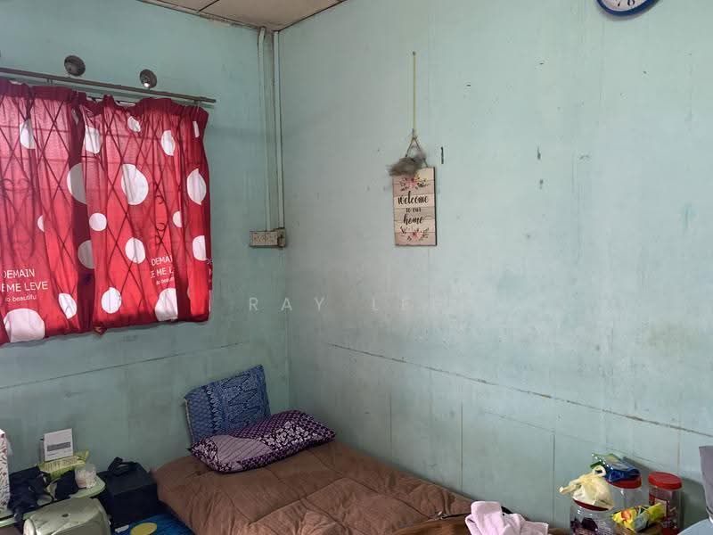 Rumah Flat untuk Dijual di Taman Cempaka - Ray Lee - Bedroom - PropertyGuru.com.my