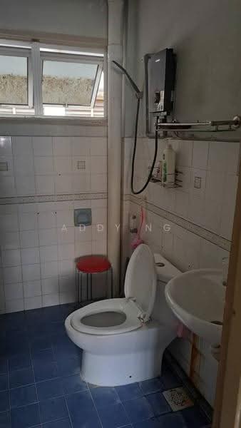 Apartment for Sale at Pangsapuri Waja - Addy Ng - Bathroom - PropertyGuru.com.my