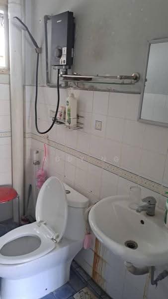 Apartment for Sale at Pangsapuri Waja - Addy Ng - Bathroom - PropertyGuru.com.my
