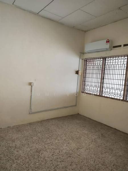 1-storey Terraced House for Rent in Taman Pelangi (Johor Bahru) - Fumi Voon - Interior - PropertyGuru.com.my