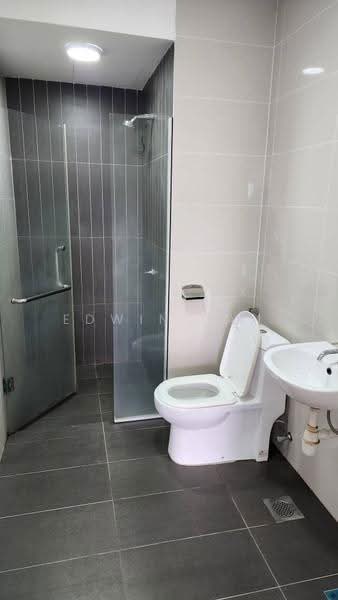 Kediaman Servis untuk Disewa di Boulevard 51 - Edwin Tan - Bathroom - PropertyGuru.com.my