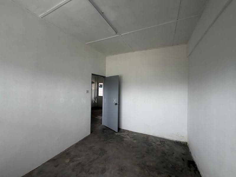 Flat for Rent at Kuchai Jaya Flat - Dennix Chin - Interior - PropertyGuru.com.my