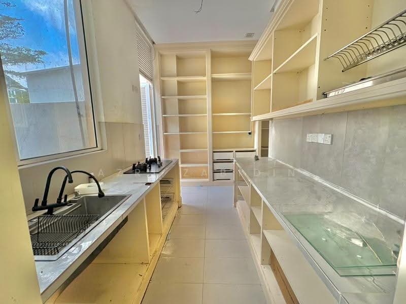 Bungalow House for Sale in Ampang Jaya (Ampang) - Azri Zabidin - Kitchen - PropertyGuru.com.my