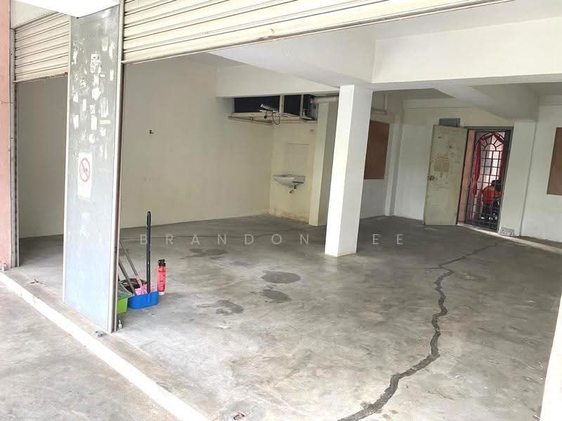 Shop for Rent in Taman Equine (Seri Kembangan) - Brandon Yee - Interior - PropertyGuru.com.my