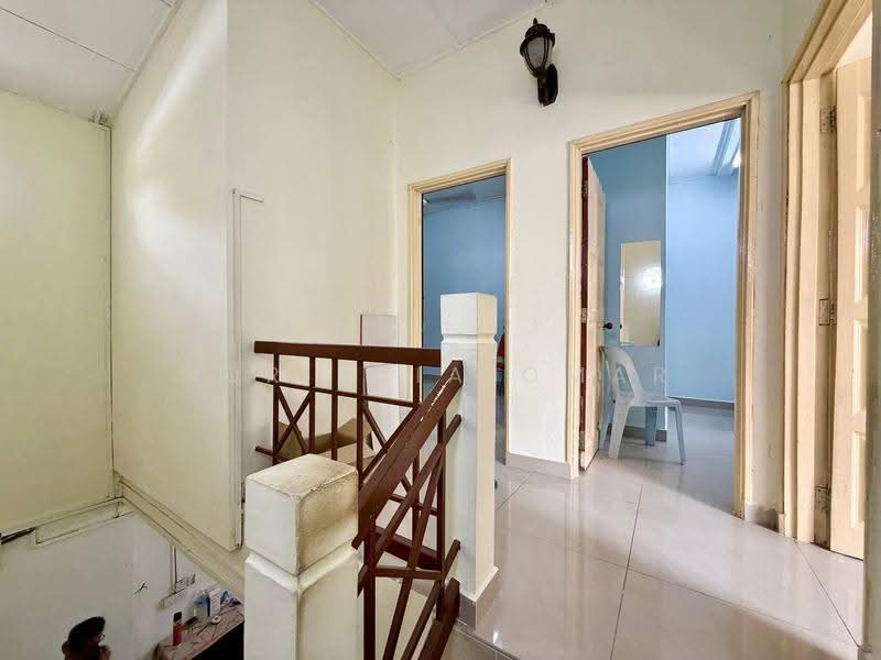 Rumah Teres 2-Tingkat untuk Dijual di Usj 14 (Subang Jaya) - Nur Alia Omar - Corridor - PropertyGuru.com.my