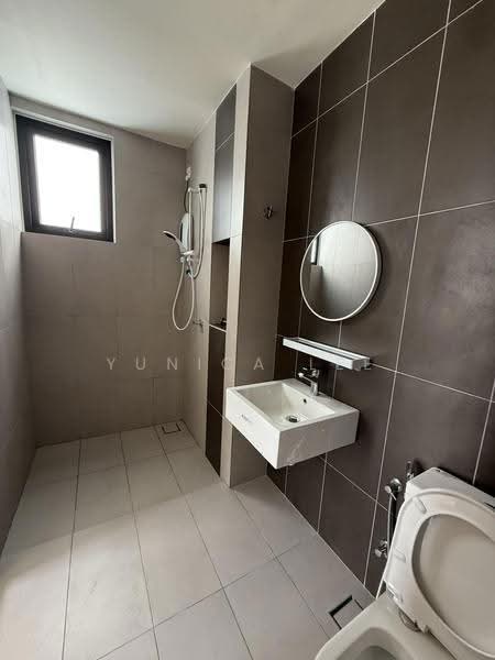 Kondominium untuk Dijual di Mutiara Hilltop - Yunica Lee - Bathroom - PropertyGuru.com.my