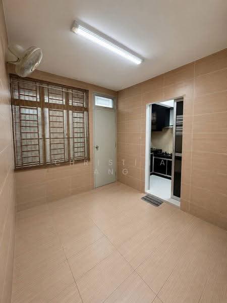 2-storey Terraced House for Sale in Taman Bestari Indah (Ulu Tiram) - Christina Ang - Kitchen - PropertyGuru.com.my