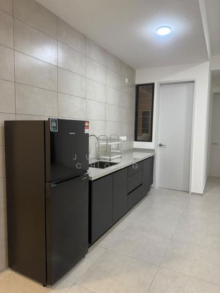 Kondominium untuk Disewa di EdgeWood Residences @ SkySanctuary - Justin Chong - Kitchen - PropertyGuru.com.my