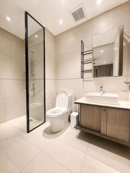 Kediaman Servis untuk Disewa di Millerz Square Serviced Residence - Lawrence Law - Bathroom - PropertyGuru.com.my