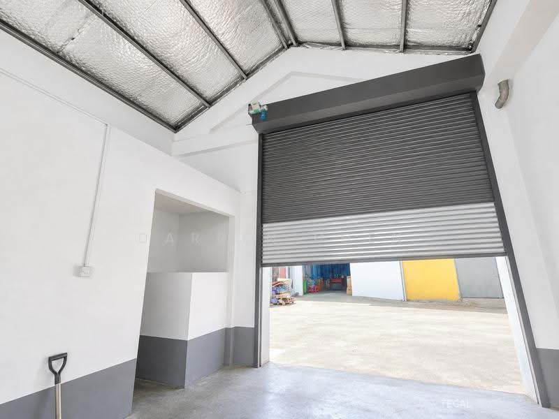 Kilang untuk Disewa di Taman Perindustrian Puchong (Puchong) - Darren Chen - Exterior - PropertyGuru.com.my