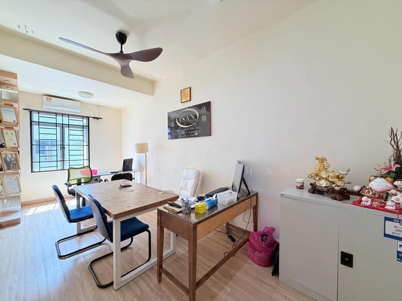 2-storey Terraced House for Sale in Bandar Seri Alam (Masai) - Nathan Chan - PropertyGuru.com.my