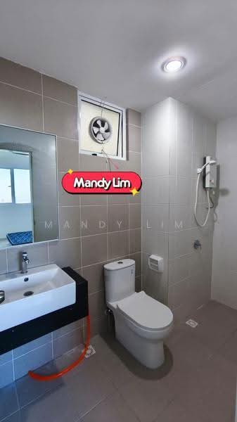 Kondominium untuk Disewa di Ideal Residency - Mandy Lim - Bathroom - PropertyGuru.com.my