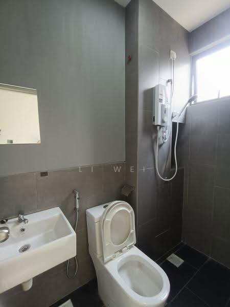 2-storey Terraced House for Rent in Bandar Pulai Jaya (Kulai) - Li Wei - Bathroom - PropertyGuru.com.my